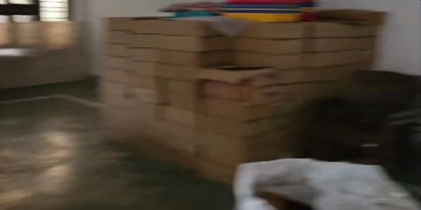 ग्वालियरः आबकारी विभाग ने घाटीगाँव क्षेत्र में पकड़ी अवैध शराब की फैक्ट्री