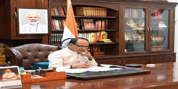 केंद्रीय कृषि एवं किसान कल्याण और ग्रामीण विकास मंत्री शिवराज सिंह चौहान केंद्रीय कृषि एवं किसान कल्याण और ग्रामीण विकास मंत्री शिवराज सिंह चौहान