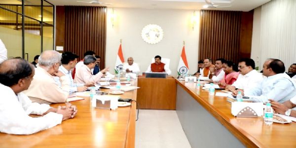 मध्य प्रदेश को स्थापना दिवस पर मिलेगी पीएम श्री पर्यटन हेलीकाप्टर सेवा की सौगात