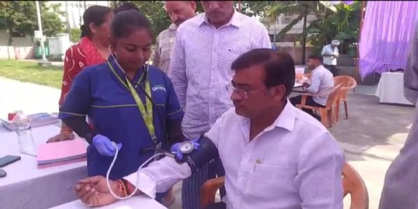 आवास विकास कालोनी में किया निशुल्क चिकित्सा शिविर का आयोजन
