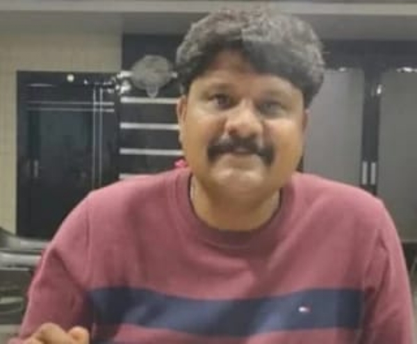 खवासा के पास शहर के तीन युवा व्यवसायों की सड़क हादसे में मौत