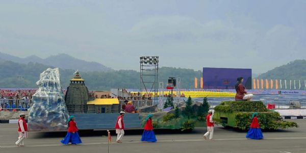 उत्तराखंड राज्य की झांकी उत्तराखंड राज्य की झांकी