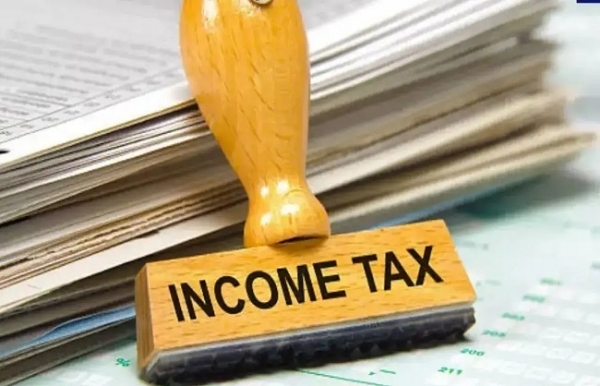 आयकर विभाग के लोगो का प्रतीकात्‍मक चित्र