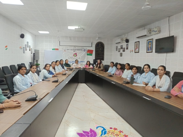 जीसीओई जम्मू में पोश समिति द्वारा लिंग संवेदीकरण पर फिल्म प्रदर्शन जीसीओई जम्मू में पोश समिति द्वारा लिंग संवेदीकरण पर फिल्म प्रदर्शन