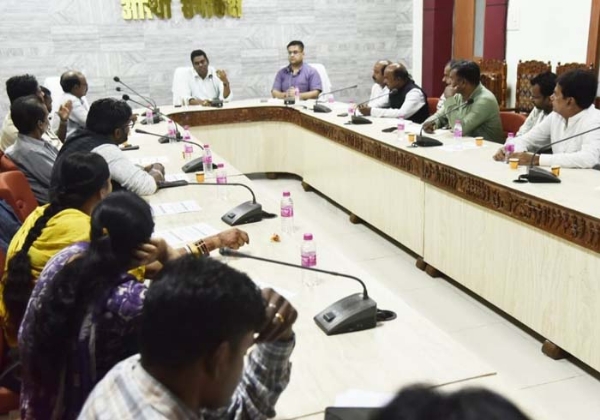 कलेक्टर द्वारा  विशेष गहन पुनरीक्षण के संबंध में दी गई जानकारी कलेक्टर द्वारा  विशेष गहन पुनरीक्षण के संबंध में दी गई जानकारी