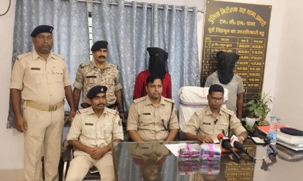 एमजीएम थाना क्षेत्र में दंपती से लूट करने वाले दो अपराधी गिरफ्तार, स्कूटी और नकदी बरामद एमजीएम थाना क्षेत्र में दंपती से लूट करने वाले दो अपराधी गिरफ्तार, स्कूटी और नकदी बरामद