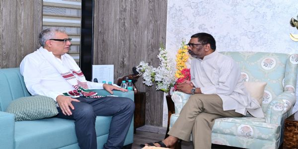 मुख्यमंत्री से मिले टीएमसी के राज्यसभा सांसद डेरेक ओ’ब्रायन