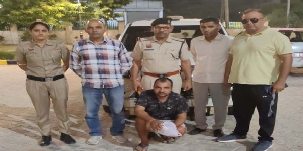 सिरसा में लाखों की अफीम के एक साथ तस्कर गिरफ्तार