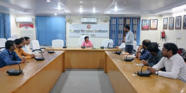 पीयू से संबद्ध कालेज के दस शोधार्थियों को प्रशिक्षणः कुलपति