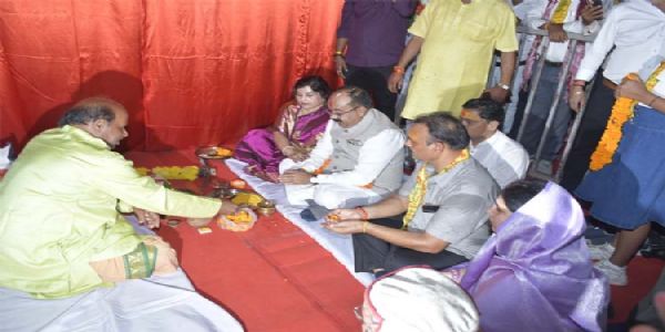 रायपुर : उप मुख्यमंत्री अरुण साव ने लोरमी के भव्य मानस मंच के जीर्णोद्धार कार्य का किया लोकार्पण