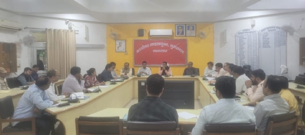 मंडलायुक्त आन्जनेय कुमार सिंह की अध्यक्षता में मंडलीय उद्योग बंधु समिति की बैठक सम्पन्न मंडलायुक्त आन्जनेय कुमार सिंह की अध्यक्षता में मंडलीय उद्योग बंधु समिति की बैठक सम्पन्न