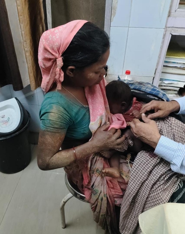 भालू के हमले में घायल मां और बच्‍ची