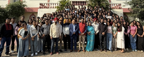 आईआईएम जम्मू में नटरंग की अनूठी पहल : कलाकारों और छात्रों का रचनात्मक संवाद