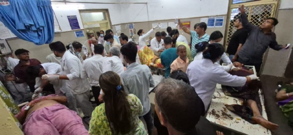 दमोह-भीषण सडक हादसा आटो और बोलेरो की टक्कर एक महिला की मौत दमोह-भीषण सडक हादसा आटो और बोलेरो की टक्कर एक महिला की मौत