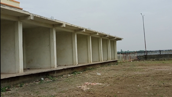 अशोकनगर: तुलसी सरोवर में अवैध 52 दुकानों, टापू का निर्माण: एनजीटी के आदेश पर टीम ने किया निरीक्षण