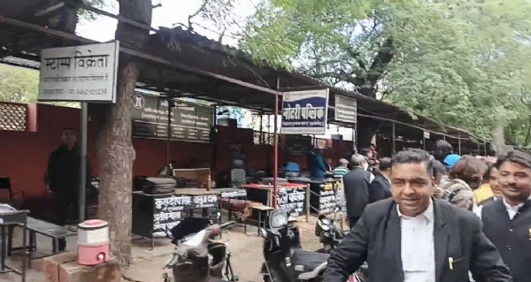 संयोगिता नगर में कोर्ट शिफ्टिंग पर वकीलों का उग्र विरोध