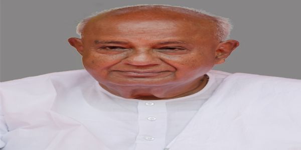 कर्नाटक में भाजपा-जेडीएस गठबंधन खतरे में नहीं: देवेगौड़ा