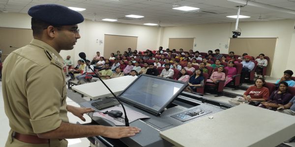 सिरसा: सीडीएलयू में सेवा पखवाड़ा के तहत हुए कार्यक्रम