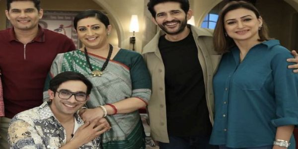 हितेन तेजवानी - फोटो सोर्स इंस्टाग्राम हितेन तेजवानी - फोटो सोर्स इंस्टाग्राम