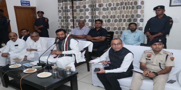 सीएम ने हिसार घग्गर ड्रेन की चौड़ाई बढ़ाने के दिए निर्देश, कहा : विकास कार्यों में लापरवाही बर्दाश्त नहीं की जाएगी