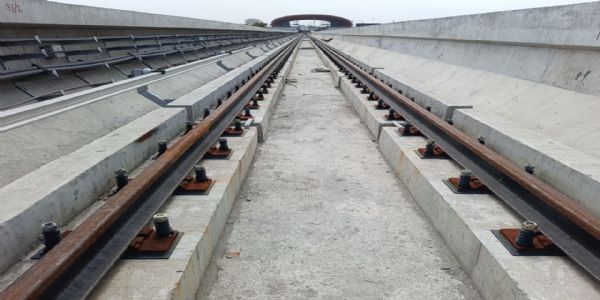 कानपुर मेट्रो : सेंट्रल से स्वदेशी कॉटन मिल रैम्प तक अंडरग्राउंड सेक्शन में बिछने लगा ट्रैक : सुशील कुमार