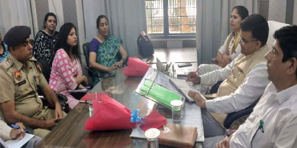 सिरसा: बाल अधिकारों का उल्लंघन करने वालों पर हो सख्त कार्रवाई: आयोग