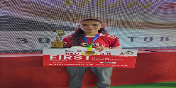 उत्तराखंड की अनीशा 10 किलोमीटर की 3.0 राष्ट्रीय रेड रन मैराथन में आई प्रथम