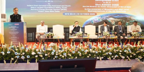 प्रधानमंत्री मोदी के नेतृत्व में वैश्विक हरित ऊर्जा का केंद्र बन रहा भारत : रविंद्र इंद्राज