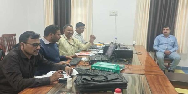 शहडाेल: लोकायुक्त की कार्रवाईः पंचायत सचिव 15 हजार रिश्वत लेते रंगे हाथों गिरफ्तार