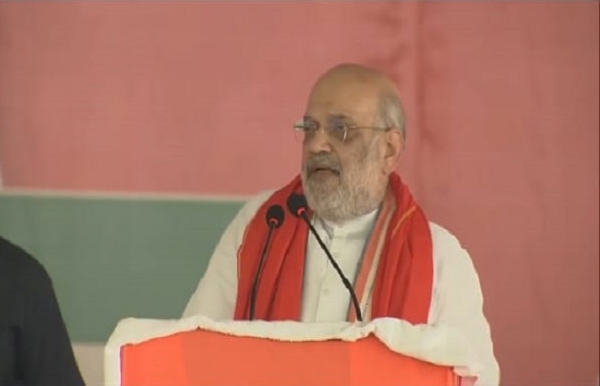 अमित शाह सारण में चुनावी सभा को सम्बोधित करते हुए