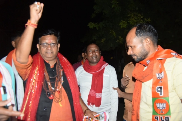 विधायक ईं शैलेंद्र विधायक ईं शैलेंद्र