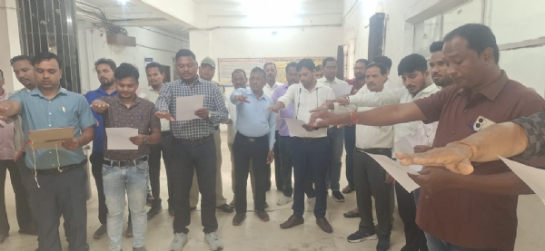 कोरबा कलेक्ट्रेट कार्यालय सहित सभी शासकीय कार्यालयों में मनाया गया राष्ट्रीय एकता दिवस कोरबा कलेक्ट्रेट कार्यालय सहित सभी शासकीय कार्यालयों में मनाया गया राष्ट्रीय एकता दिवस