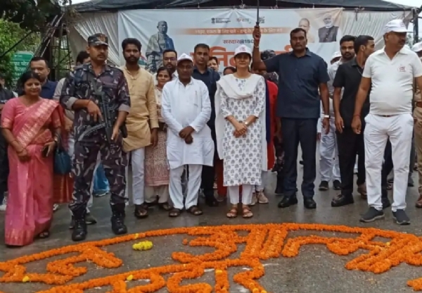 कार्यक्रम में मौजूद केंद्रीय राज्यमंत्री अनुप्रिया पटेल व अन्य। कार्यक्रम में मौजूद केंद्रीय राज्यमंत्री अनुप्रिया पटेल व अन्य।