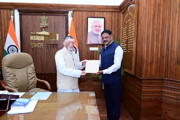 राज्यपाल सहित अन्य राज्यपाल सहित अन्य