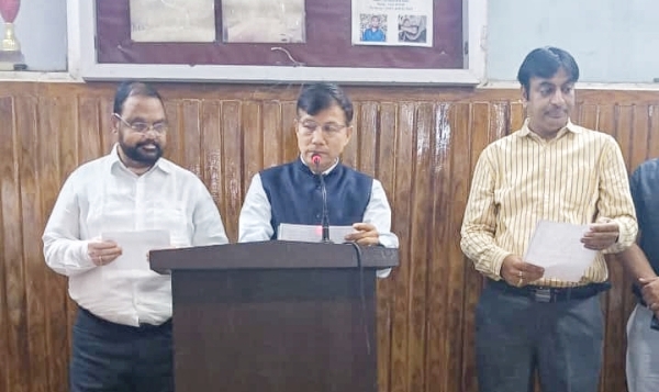 रेल अधिकारी रेल अधिकारी