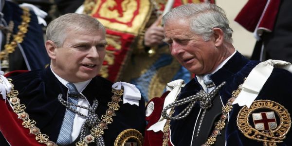 ब्रिटेन के राजा ने छोटे भाई से शाही उपाधि, सम्मान और विशेषाधिकार छीने, विंडसर आवास से बाहर किया