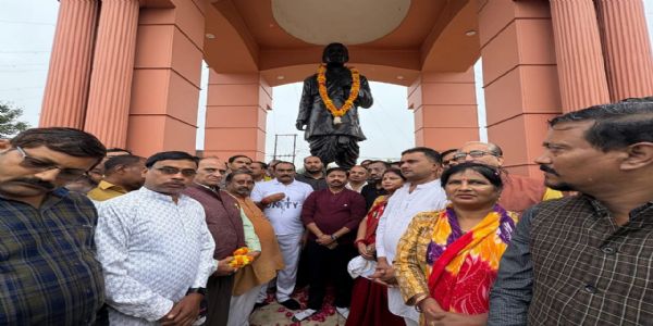 देश की एकता अखंडता व राष्ट्र निर्माण के शिल्पकार थे लौह पुरुष सरदार पटेल: नंद गोपाल गुप्ता नंदी