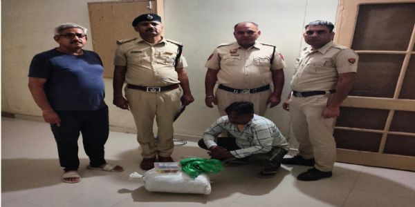 सिरसा में पांच किलो गांजा सहित तस्कर गिरफ्तार