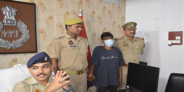 नौशाद की सिर कूंच कर हत्या करने वाला आरोपित गिरफ्तार