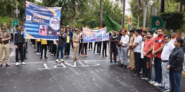 सीएसजेएम विश्वविद्यालय की एकता दौड़ में बच्चों के अंदर दिखी देशभक्ति की भावना: कुलपति