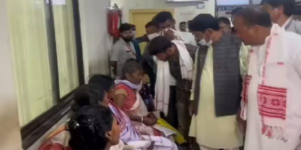 (अपडेट) सड़क दुर्घटना में चार की मौत, 15 घायल