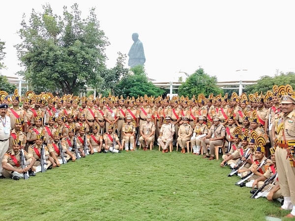 राष्ट्रीय एकता दिवस परेड–2025 : केवडि़या में मध्यप्रदेश पुलिस कॉन्टिजेंट के 334 जवान हुए शामिल राष्ट्रीय एकता दिवस परेड–2025 : केवडि़या में मध्यप्रदेश पुलिस कॉन्टिजेंट के 334 जवान हुए शामिल