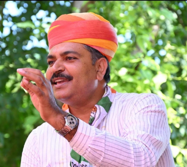 टीकाराम जूली टीकाराम जूली