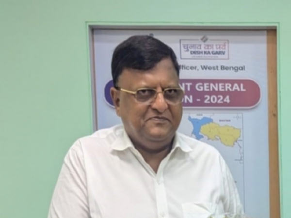 चुनाव अधिकारी चुनाव अधिकारी