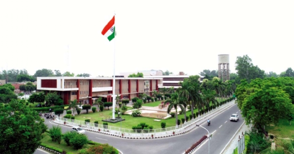 हरियाणा कृषि विश्वविद्यालय का फ्लेचर भवन। हरियाणा कृषि विश्वविद्यालय का फ्लेचर भवन।