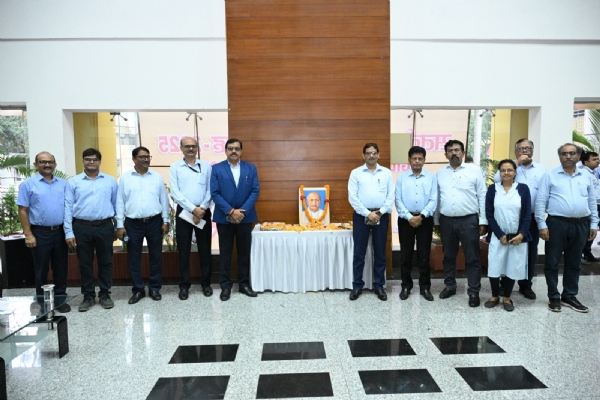 सीसीएल मुख्‍यालय में श्रद्धांजलि कार्यक्रम की तस्‍वीर