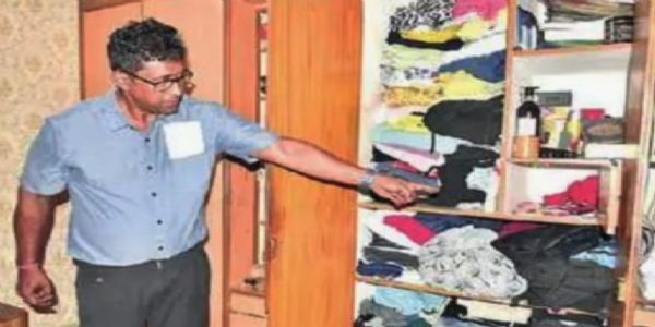 दिनदहाड़े तीन फ्लैटों में 25 लाख की संपत्ति की चोरी