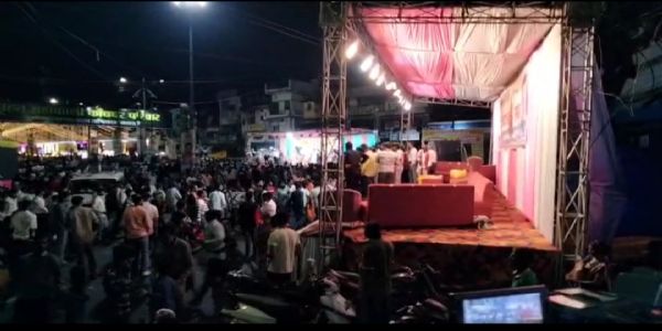 जबलपुरः कांचघर दशहरा चल समारोह में चली गोलियां, भाजपा-कांग्रेस समर्थकों में टकराव