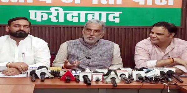फरीदाबाद : कांग्रेस की हालत पुरानी बोतल में नई शराब की तरह : कृष्णपाल गुर्जर