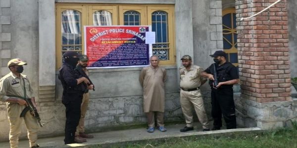 आतंकवादी सज्जाद के पिता की 2 करोड़ रुपये की संपत्ति कुर्क